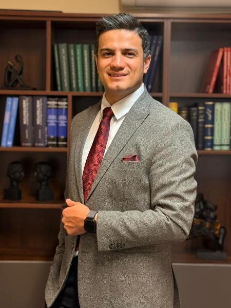 کامیار اولادی